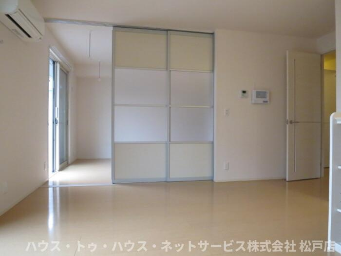 ルーエ　Ｂの居間・リビング