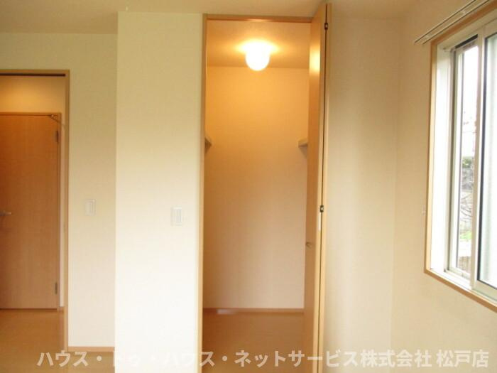 フローリド・Fの収納