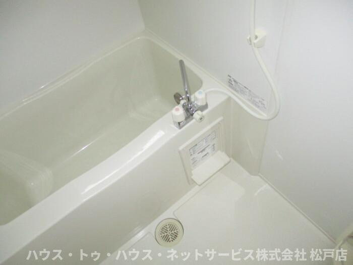 フローリド・Fの浴室