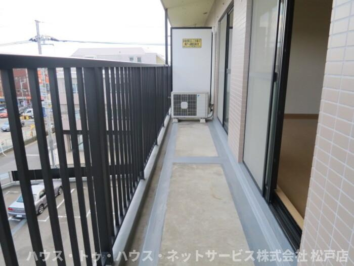 パティエール上本郷のバルコニー