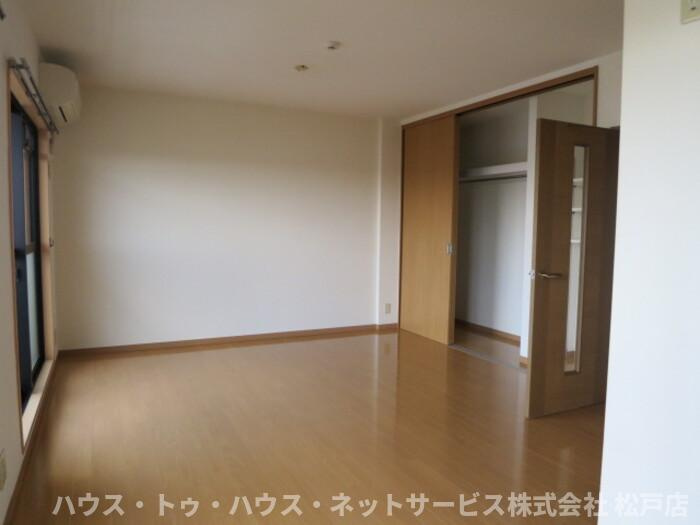 パティエール上本郷の居間・リビング