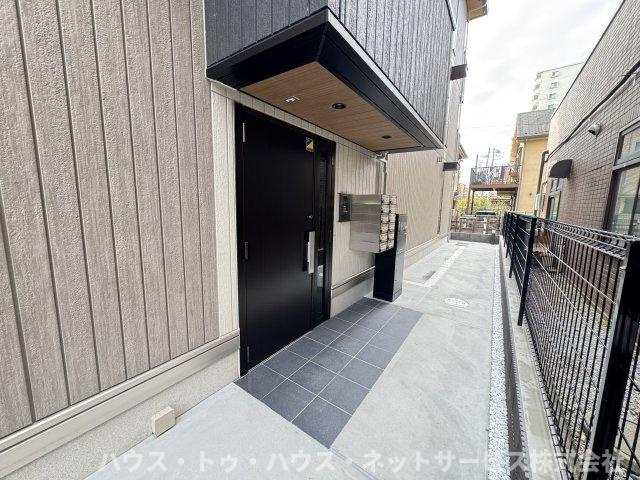 STELLA新松戸のエントランス