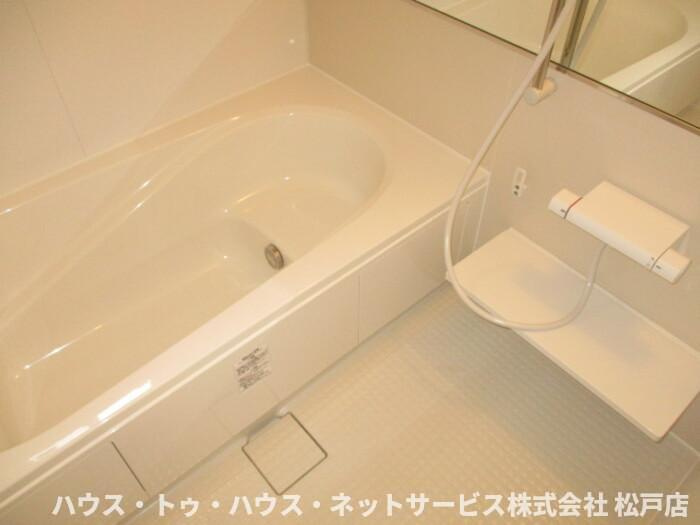 コスモ22の浴室