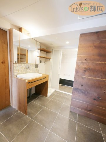 【独立洗面台】 | グラジオ大久保ミラコスタ　2階