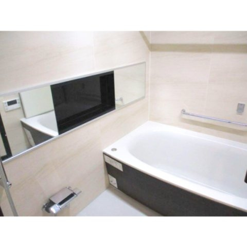 プレシス横濱山手パークフロント（０２１０１８）の浴室