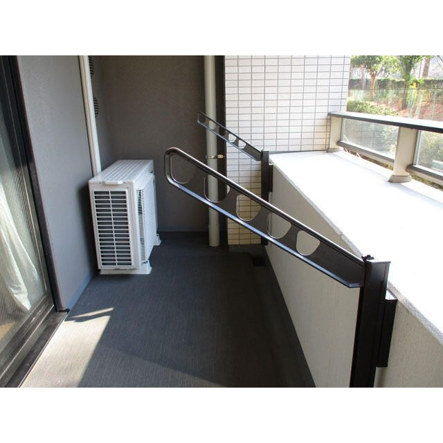 プレシス横濱山手パークフロント（０２１０１８）のバルコニー