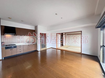 アザレ久留米の居間・リビング