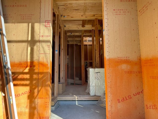 川口市大字安行領家　新築一戸建て　10号棟の玄関|玄関です