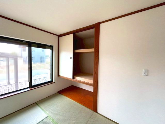 三木市末広３丁目　中古建ての和室