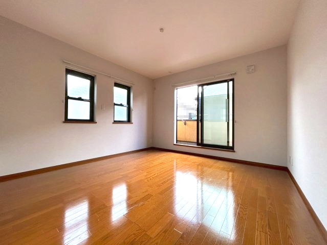 三木市末広３丁目　中古建ての寝室