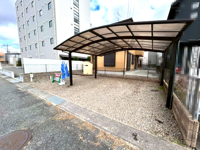 三木市末広３丁目　中古建ての駐車場