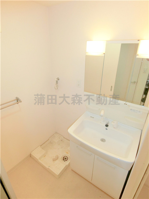 エリヴィエールの洗面所|洗面脱衣所　独立洗面台　洗濯機置き場