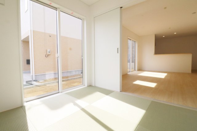 須賀川市和田字立石　　　１号棟　　　須賀川第3小学校、須賀川第３中学区の和室|リビングに隣接する和室