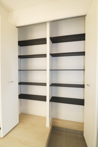 須賀川市和田字立石　　　１号棟　　　須賀川第3小学校、須賀川第３中学区の収納|シューズクローゼット♪