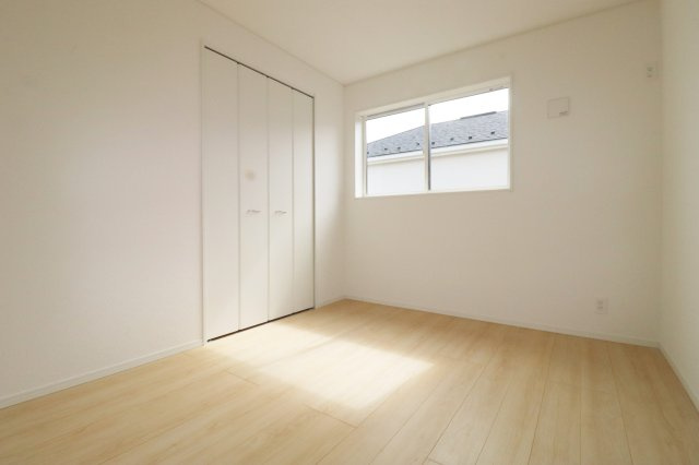 須賀川市和田字立石　　　１号棟　　　須賀川第3小学校、須賀川第３中学区の洋室