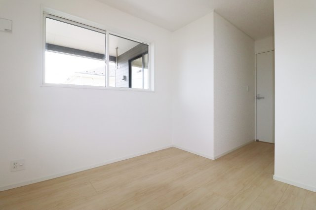 須賀川市和田字立石　　　１号棟　　　須賀川第3小学校、須賀川第３中学区の洋室