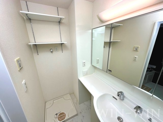 向日葵の洗面所