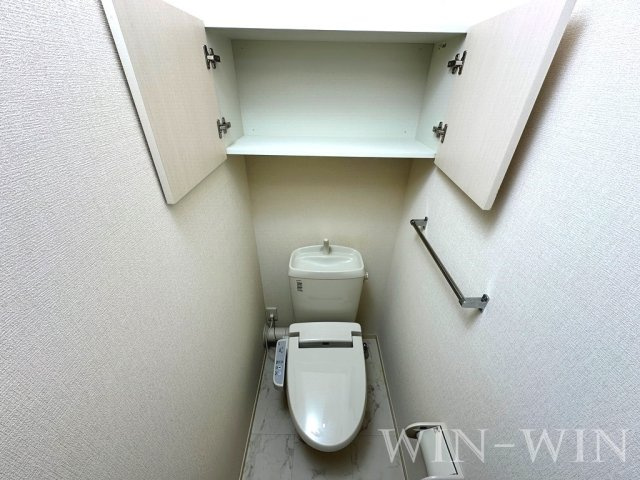 向日葵のトイレ