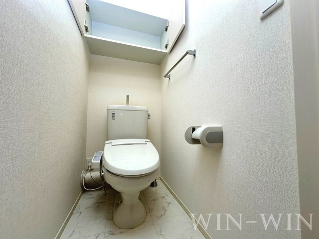 向日葵のトイレ