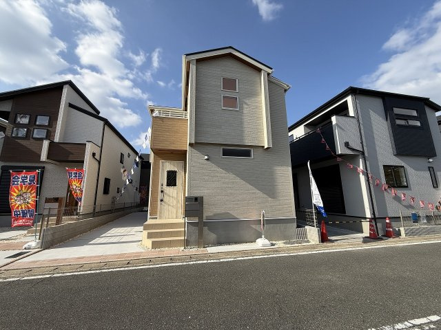 横浜1丁目　新築戸建　6棟