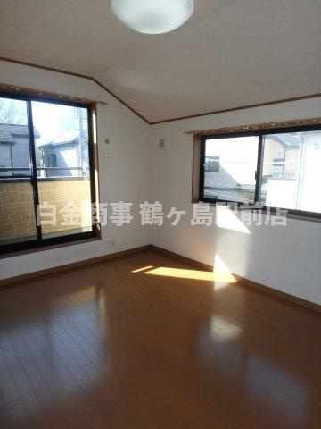 坂戸市南町中古戸建の洋室