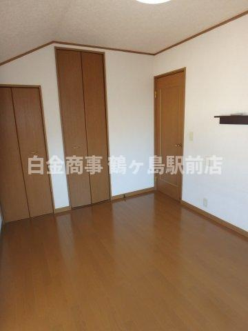 坂戸市南町中古戸建の洋室