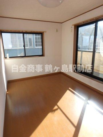 坂戸市南町中古戸建の洋室