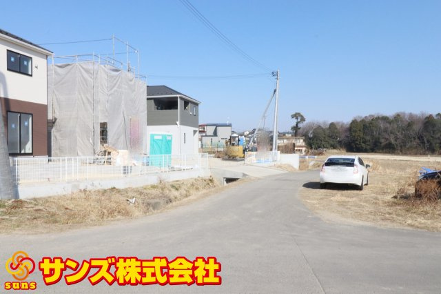 須賀川市和田字立石　　　２号棟　　　須賀川第3小学校、須賀川第３中学区の外観|前面道路