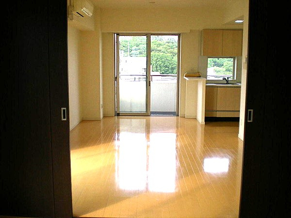 【居間・リビング】