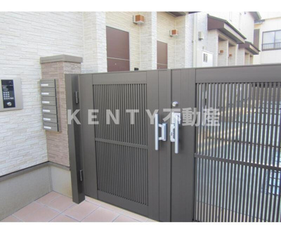 【エントランス】 | パインエステート久が原 | 清潔なエントランスです