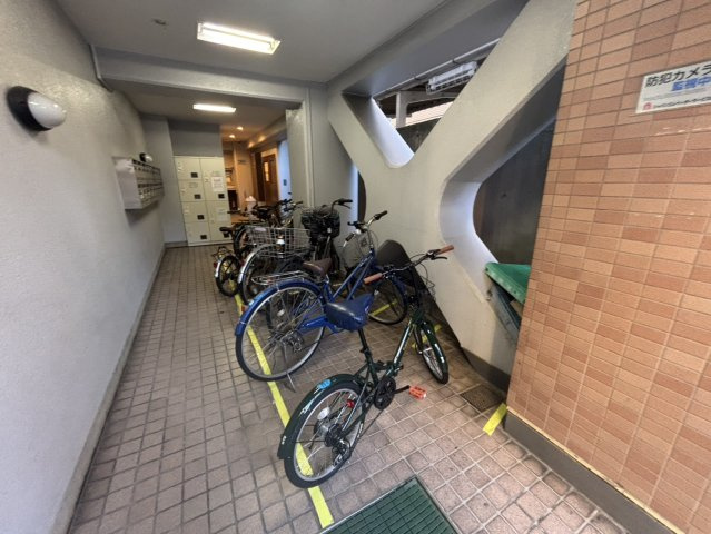 【エントランス】
