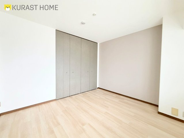 サンシティ桂坂ロイヤル参番館　2階の洋室|洋室7帖