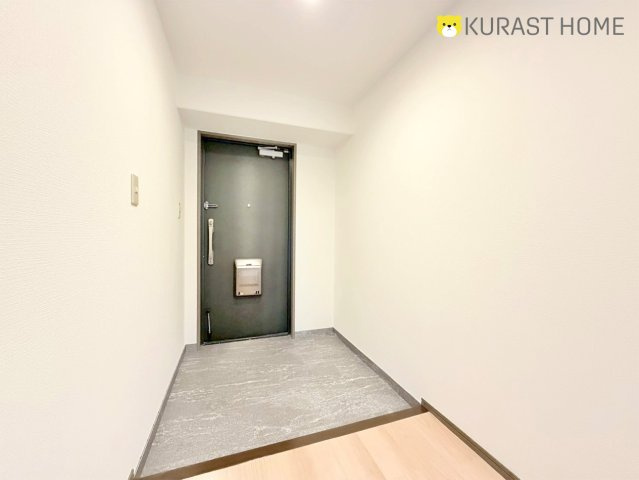 サンシティ桂坂ロイヤル参番館　2階の玄関