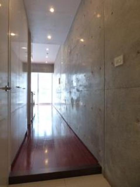 アーデン芝公園の玄関