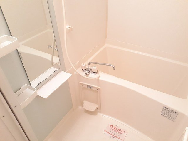 プランドール朝倉の浴室