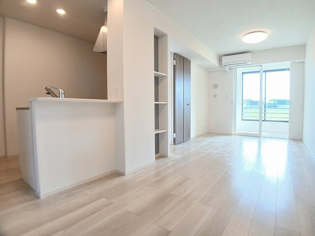 グランデルート　Ｃの居間・リビング