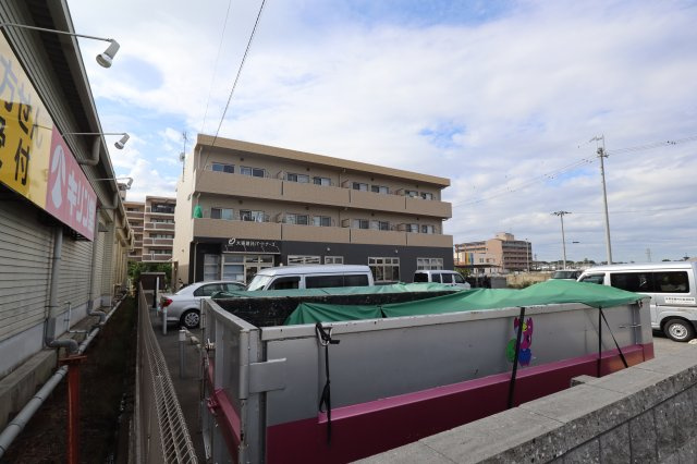 カーサレイメイの外観