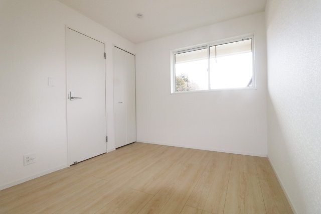 須賀川市和田字立石　　　3号棟　　　須賀川第3小学校、須賀川第３中学区の洋室