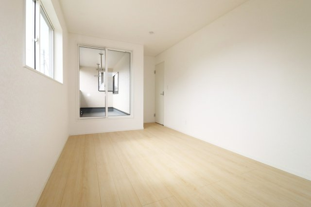 須賀川市和田字立石　　　3号棟　　　須賀川第3小学校、須賀川第３中学区の洋室