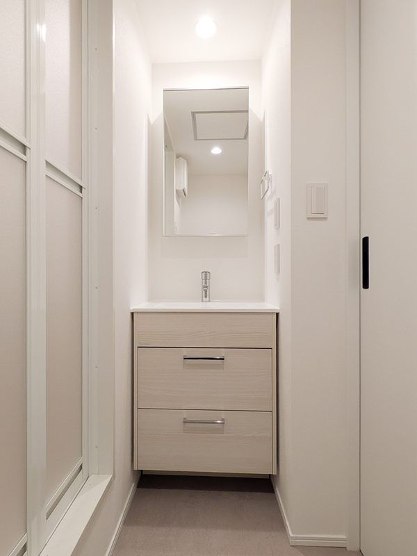 グランディール千葉新宿の独立洗面台