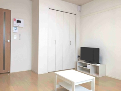 【寝室】 | クレイノリバー | ※同タイプ物件の代表的な間取りとなります。実際の物件とは家具の位置等異なる場合があります。