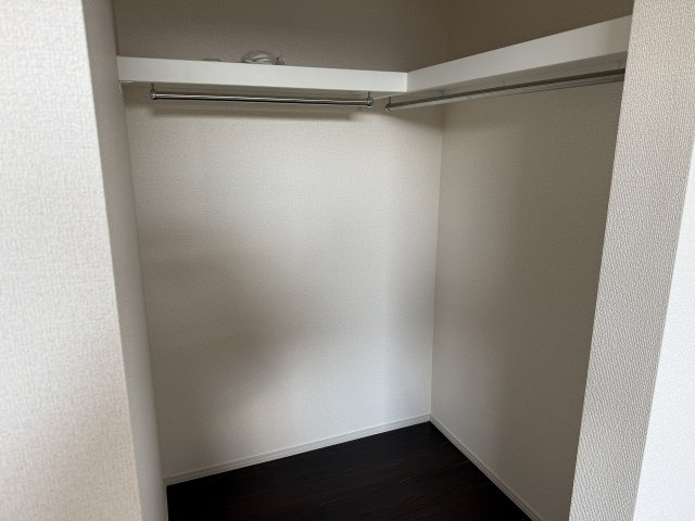 横浜1丁目　新築戸建　6棟の収納|洋室７帖のウォークインクローゼット
