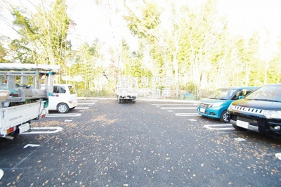 【駐車場】 | CASA FLORESTA | 駐車場完備