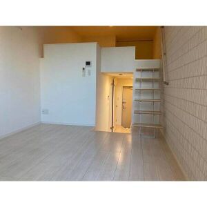 Charme新守山の居間・リビング