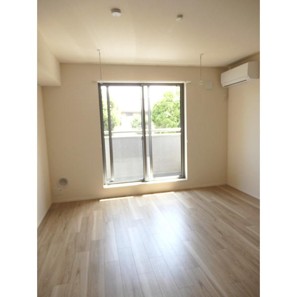 Ｍｓアイキヤンハウスの居間・リビング