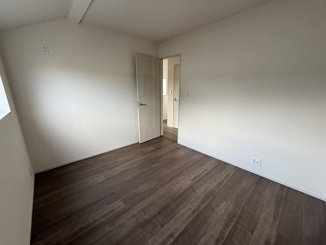 横浜1丁目　新築戸建　6棟の洋室|洋室5.25帖