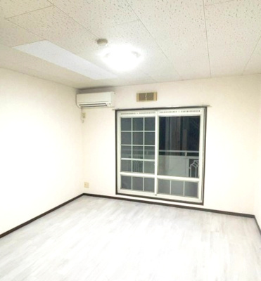 【洋室】 | クレセントリヴェール