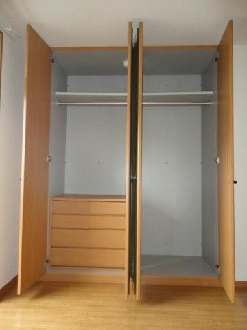 サンコート・パインのその他|ミニタンス付き