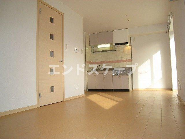 ソミュール匠の居間・リビング|高崎、前橋のお部屋探しはエンドスケープまで！お客様の理想お聞かせ下さい♪