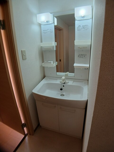 ソミュール匠の洗面所